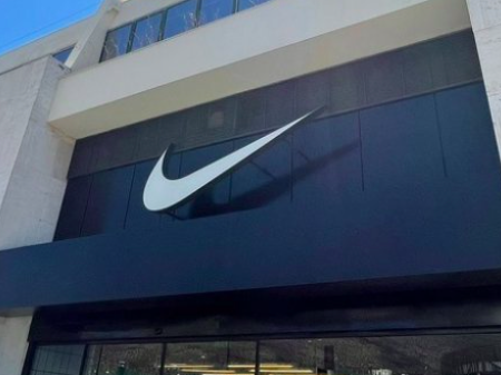 Nike estrecha lazos con Percassi y reabre su primera tienda en Europa