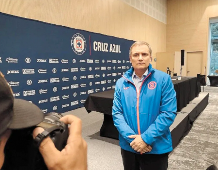 Cruz Azul de México despide a Diego Aguirre tras histórica goleada